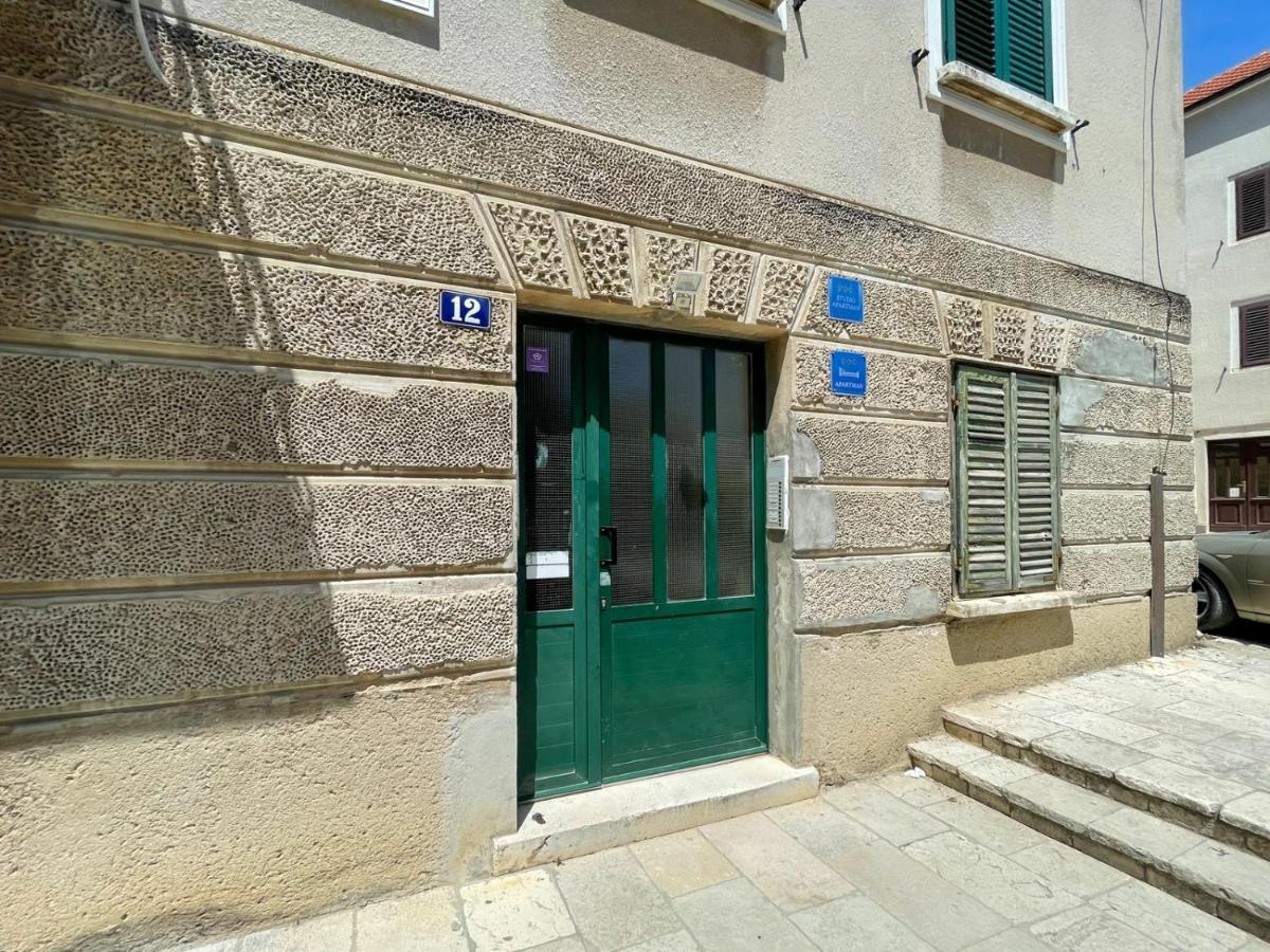 Appartement By The Sea - 19336 Zadar